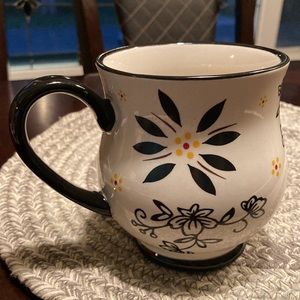 Temptations by Tara Footed Coffee Mug Old World Style Pattern In Black 16oz